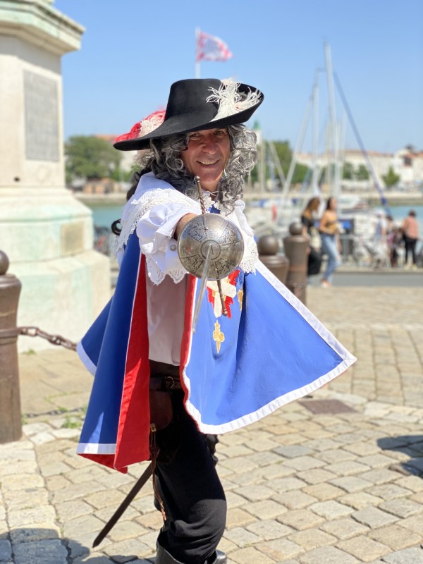 La Rochelle - Visite-guidée - Mousquetaire - comédien